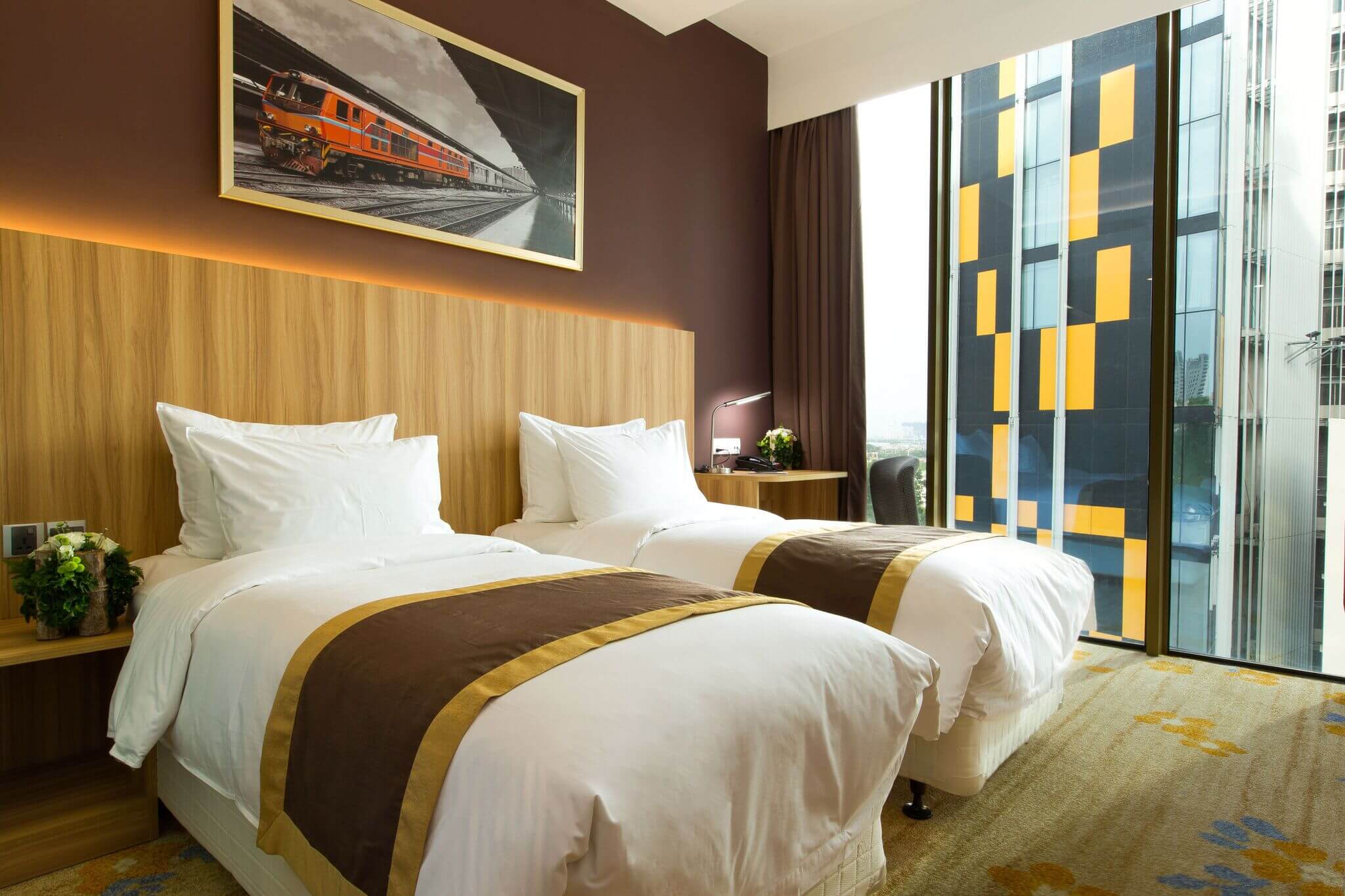 Deluxe Twin Room | Bay Hotel Ho Chi Minh