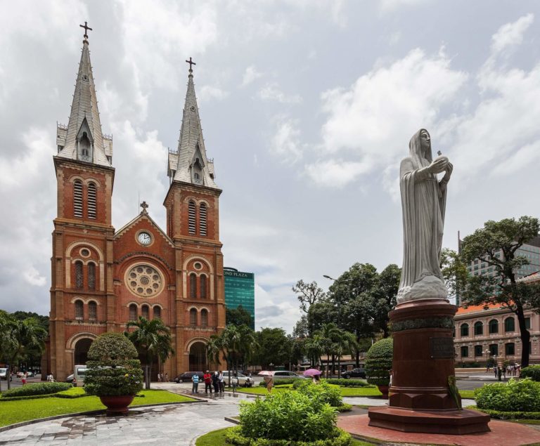 Saigon Notre-Dame Basilica | Bay Hotel Ho Chi Minh